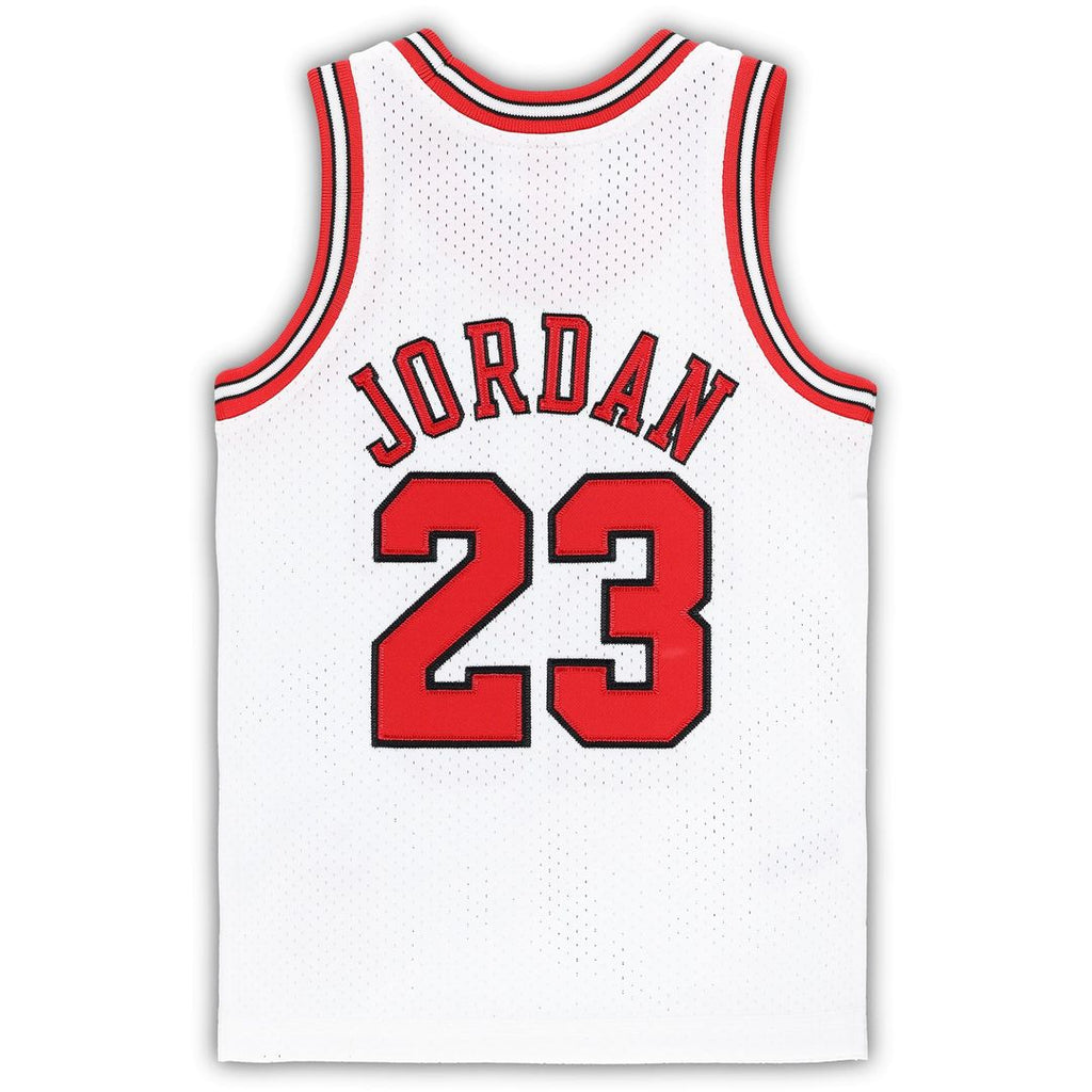 Chicago Bulls Michael Jordan Mitchell & Ness Toddler 1997/98 Hardwood Classics Authentic Jersey - White